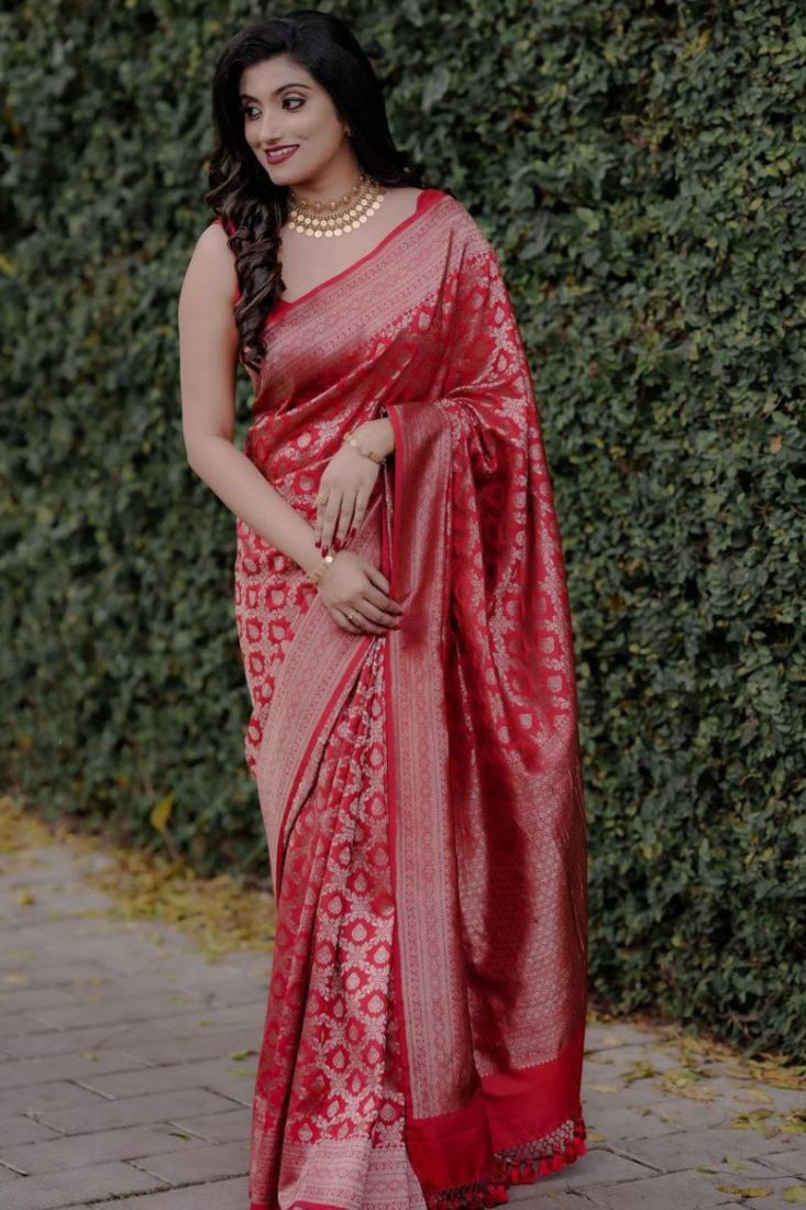 Banarasee Contrast Border Big Buta Tissue Saree-Gold & Red