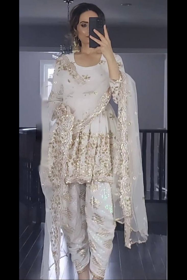 Latest Maria B Eid Lawn Stylish Dresses Designs Collection 2023 | Pakistani  dresses online, Pakistani dresses, Pakistani dresses casual