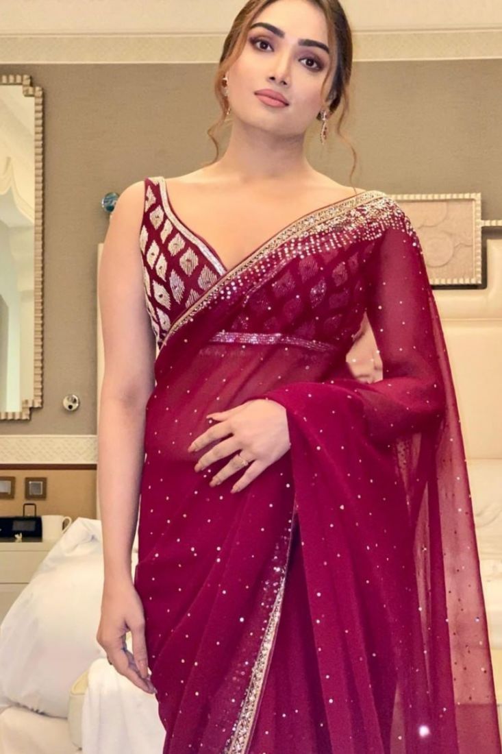 Kalaniketan Designer Sarees Online Shopping USA, Indian Designer Fancy Sari  Blouses for Wedding: Sequins Work, Weaving Work, Embroidery, Resham Work,  Fancy, Cutdana Work and Jacquard Work