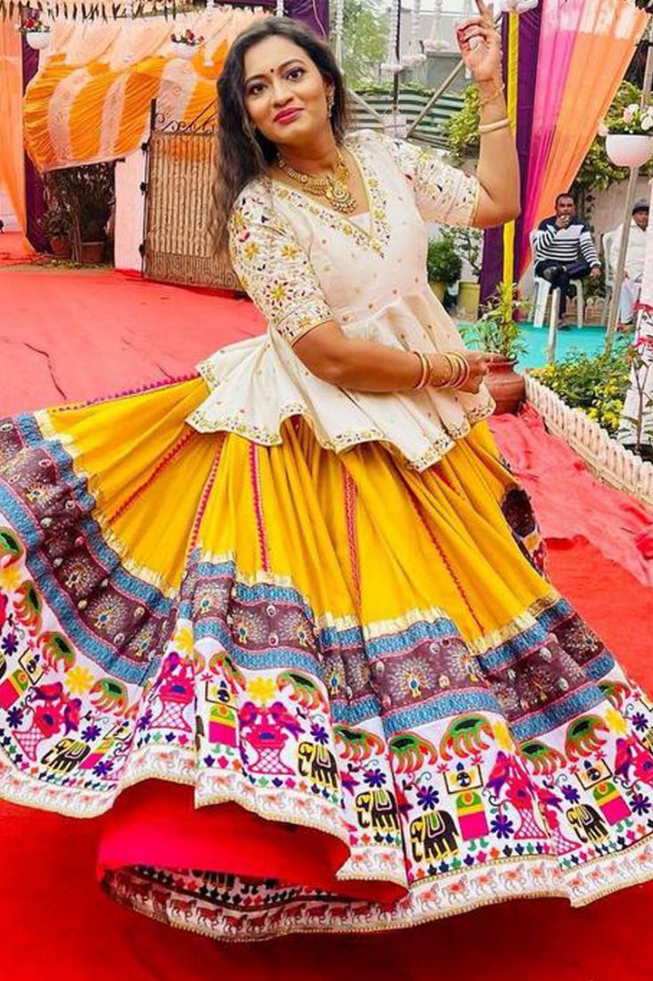 Surbhi Jyoti's top 15 bridal lehengas | Times of India