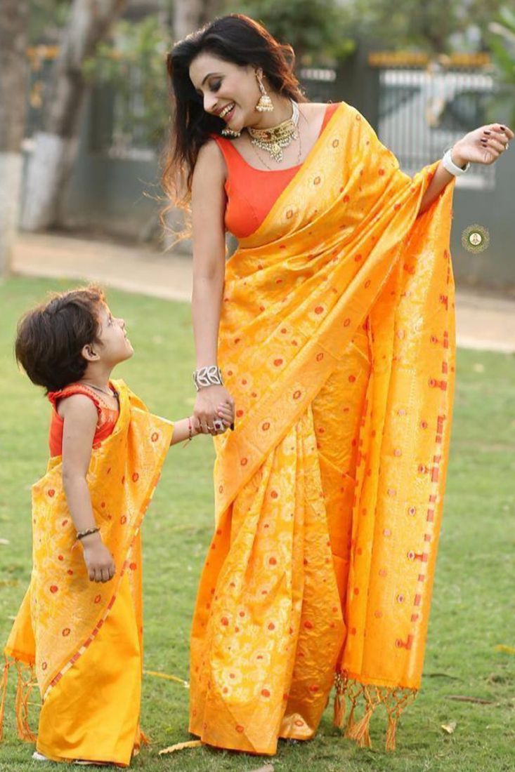 Mother daughter 2025 matching saree